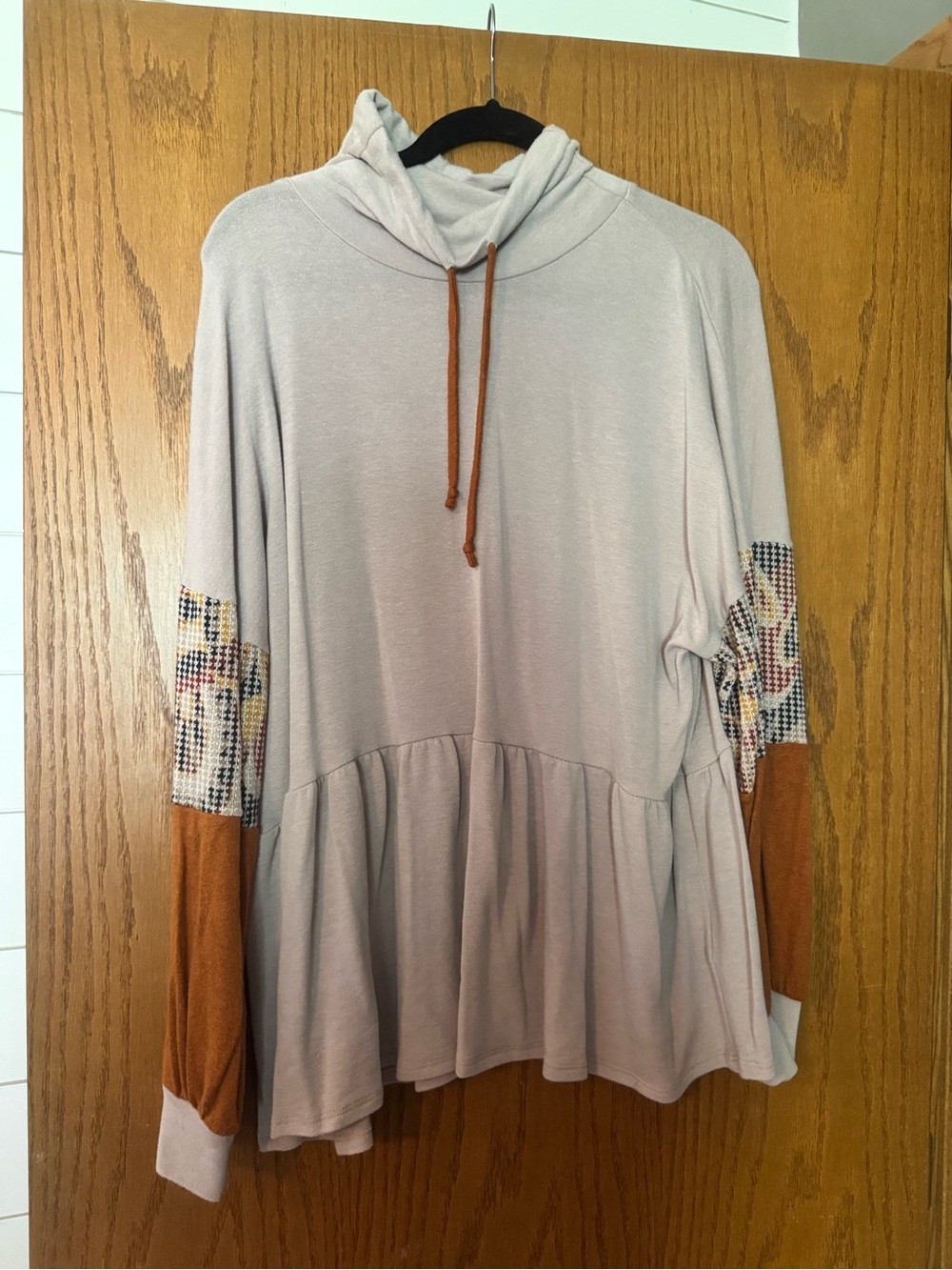 Women's Lightweight Gathered Hem Tunic- Beige with Rust Sleeve Accents
